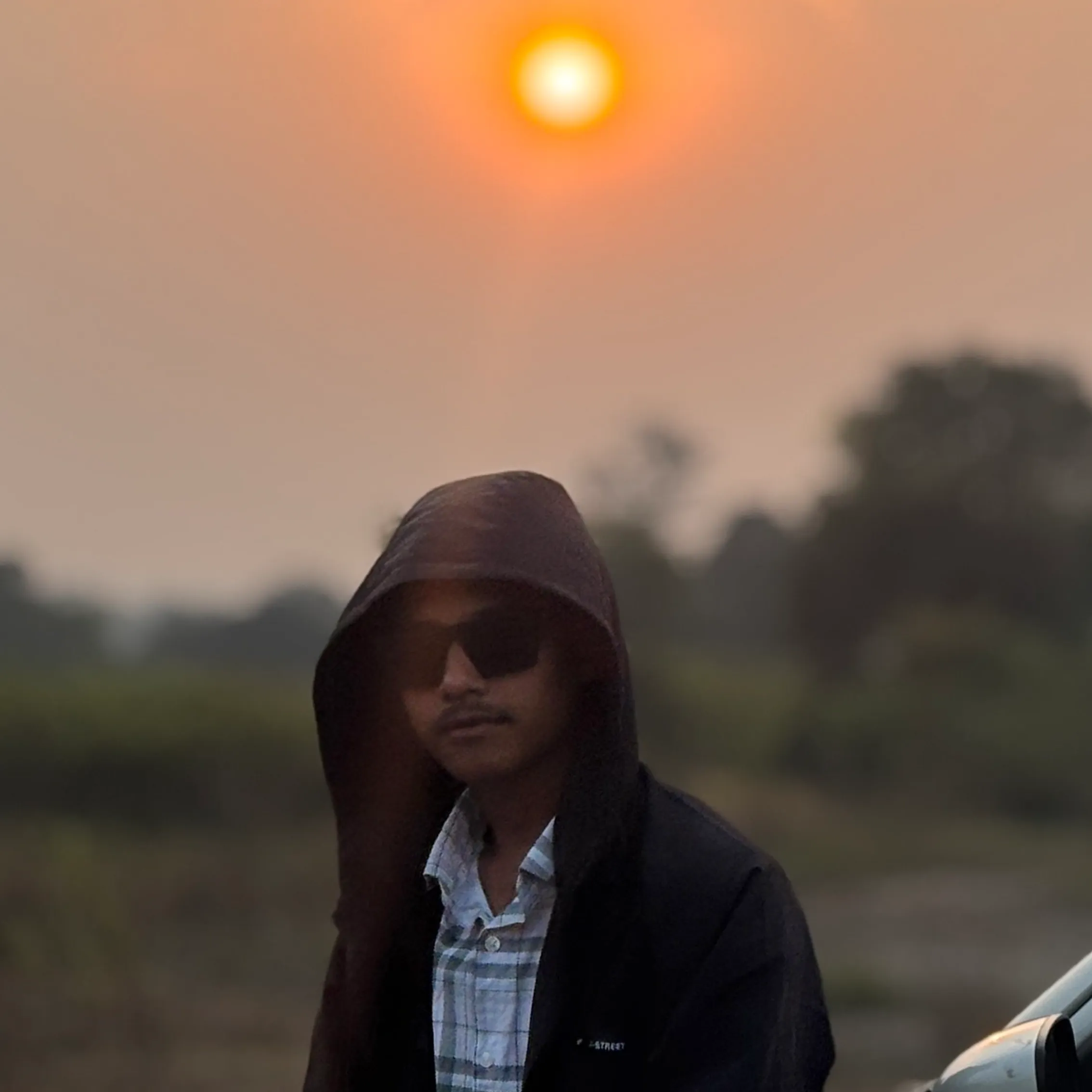 Deepak kalundia