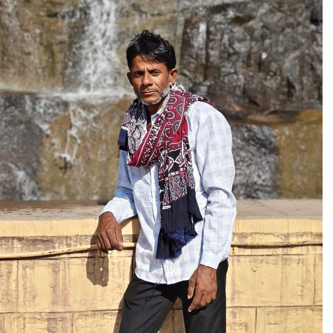 Amjat Khan