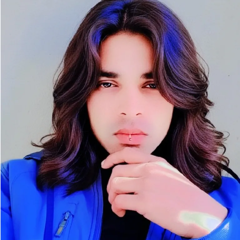 R🚬Night🍷 Meena