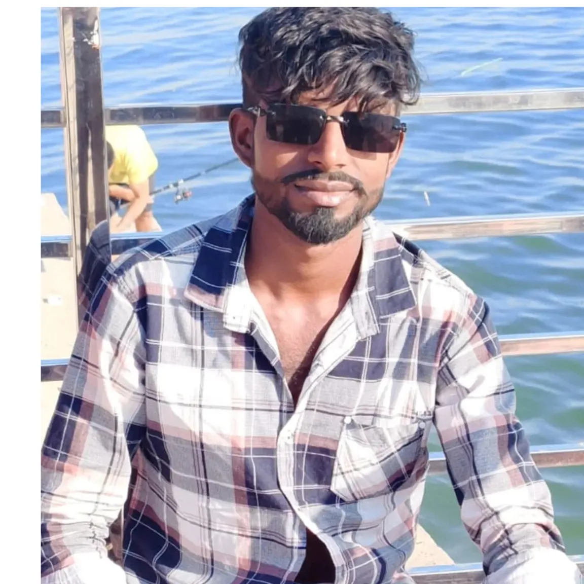 BHIM T