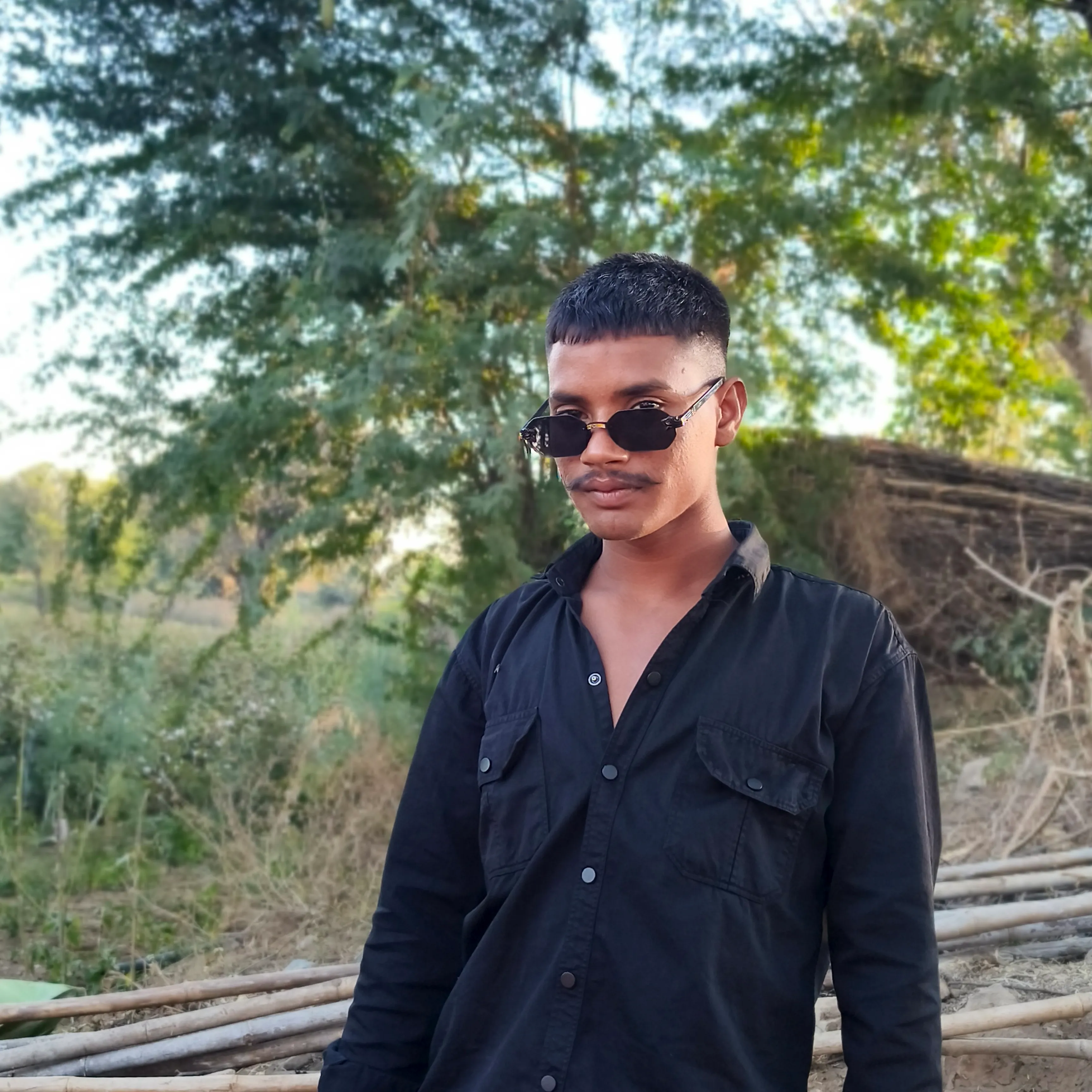 bubadiyafouji Lalit