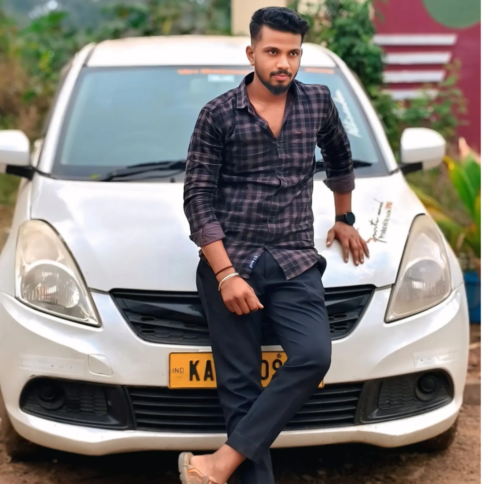 ಅರ್ಜುನ್ಕನ್ನಡಿಗ druvasarja