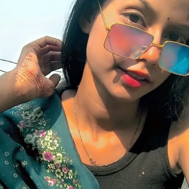 komal rajput
