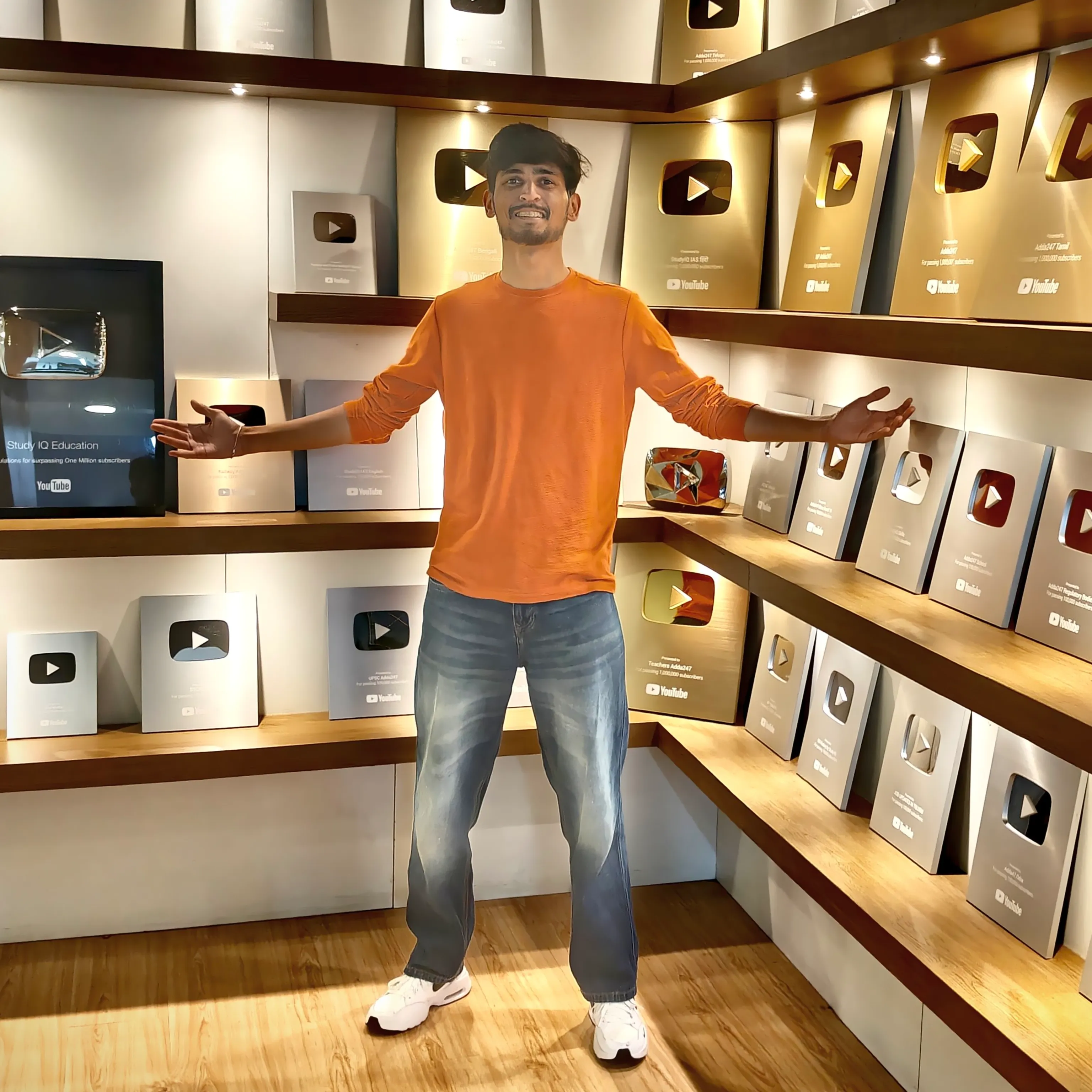 Adarsh Dwivedi