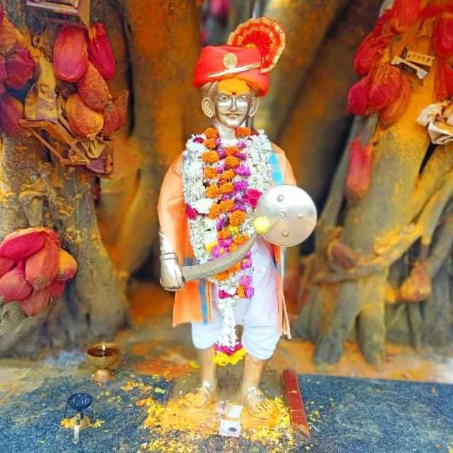Bhiru tadasanur