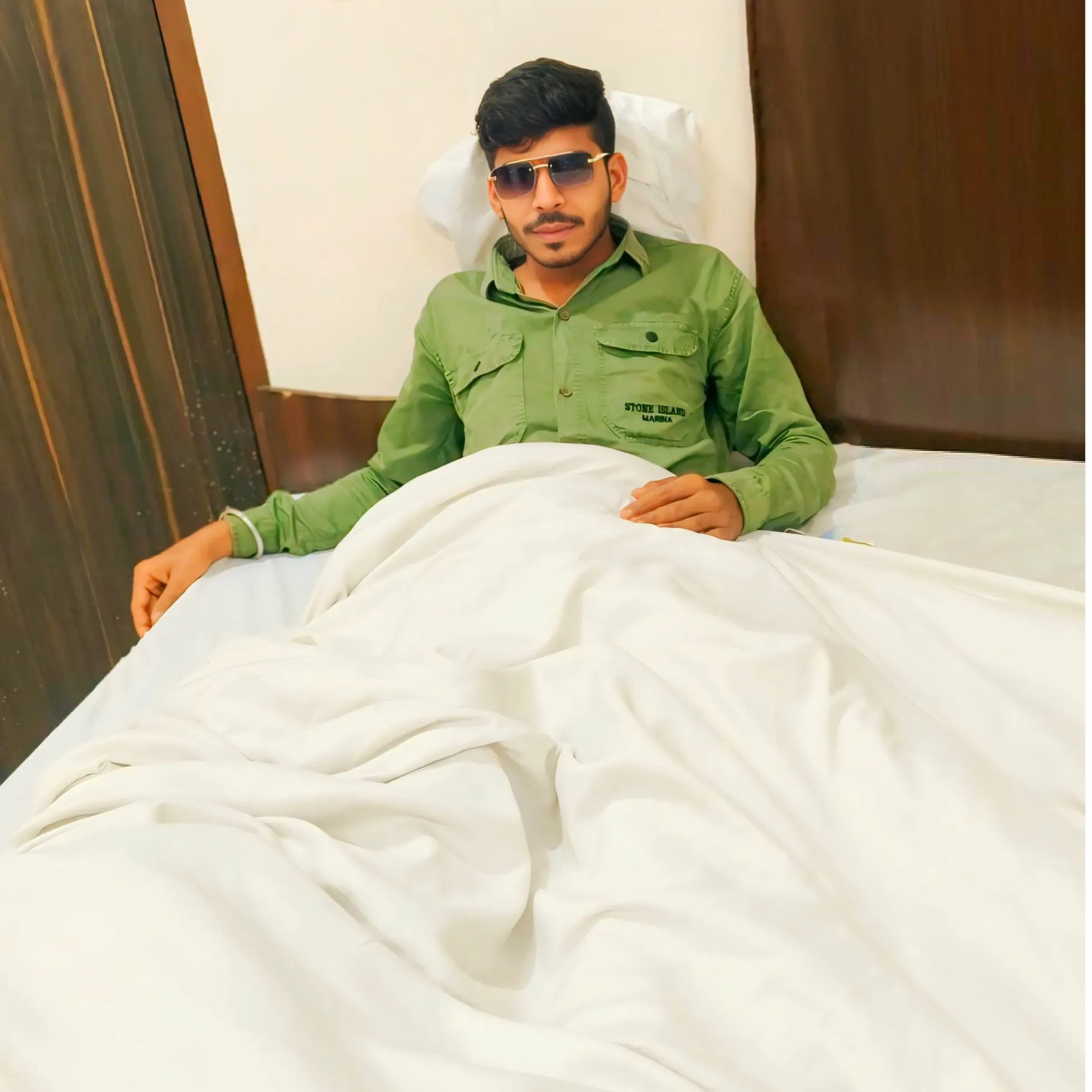 bittu💟 😎