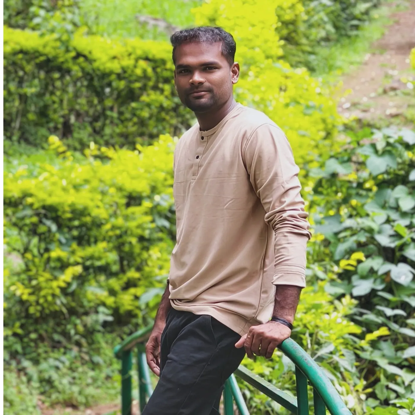 Sundar 64