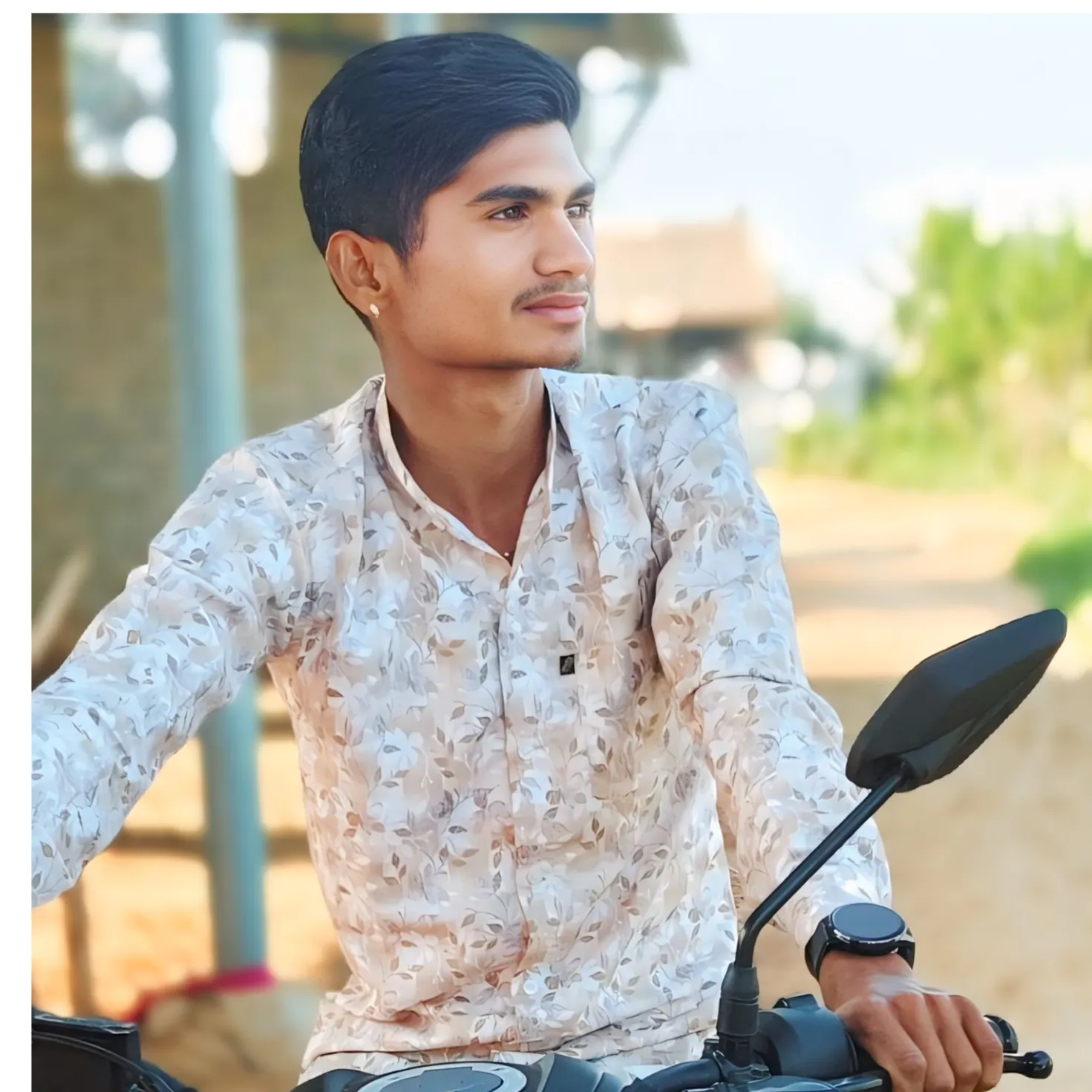 kiran Paradiya