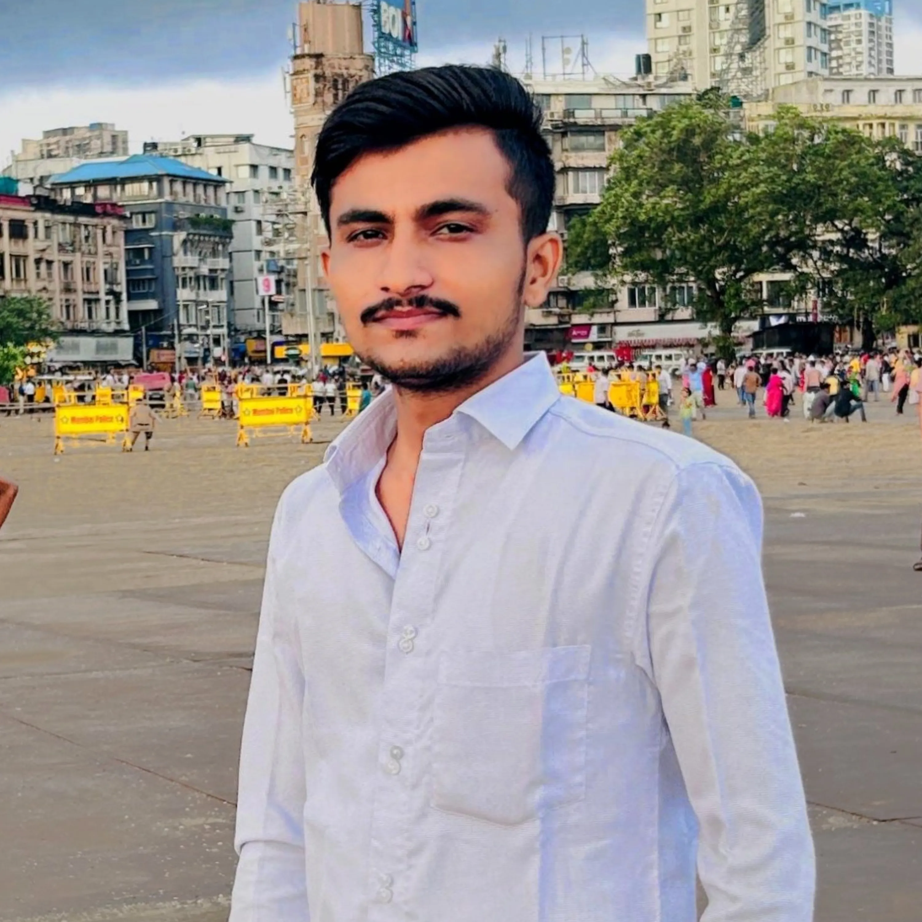 Narendra Tada