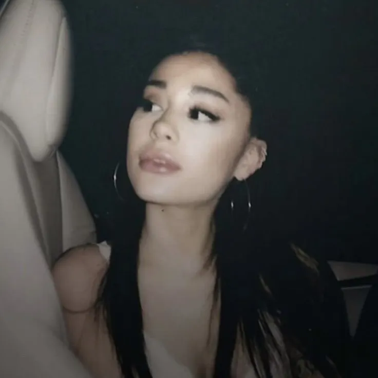 𝑨𝒓𝒊𝒂𝒏𝒂 💋