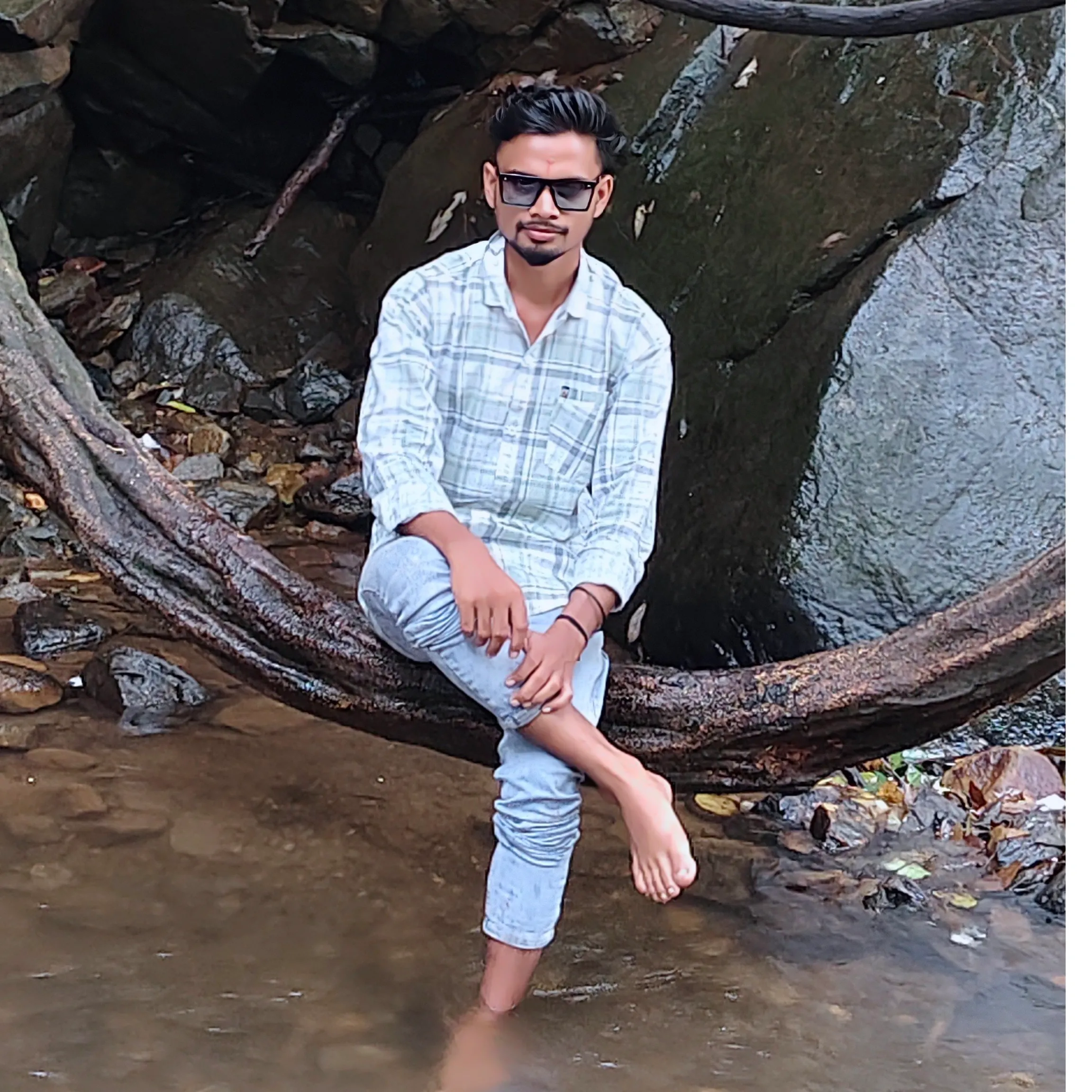 LOYALBOY AKASHDj