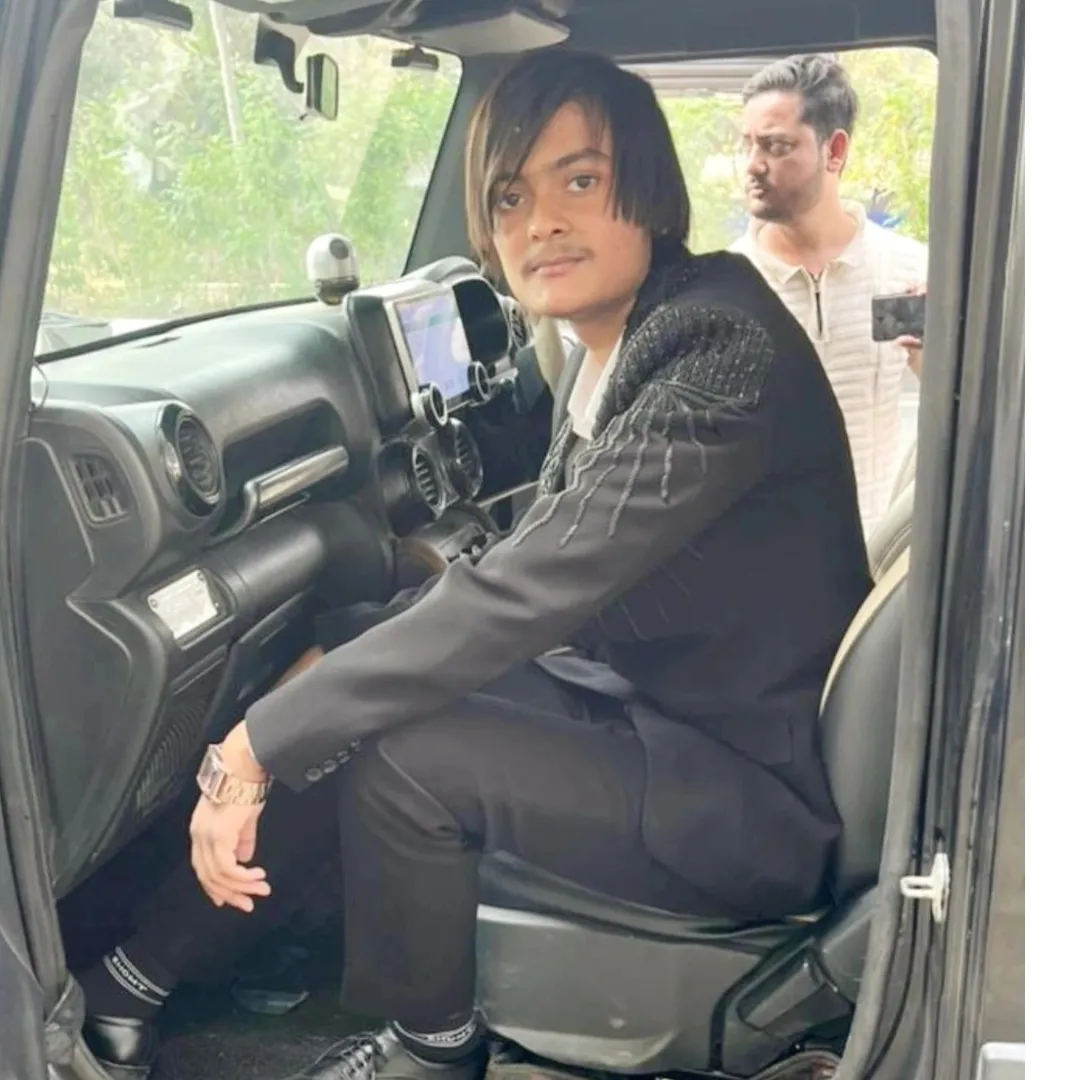 Shad Khan