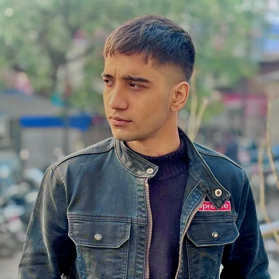 Ali Naqvi