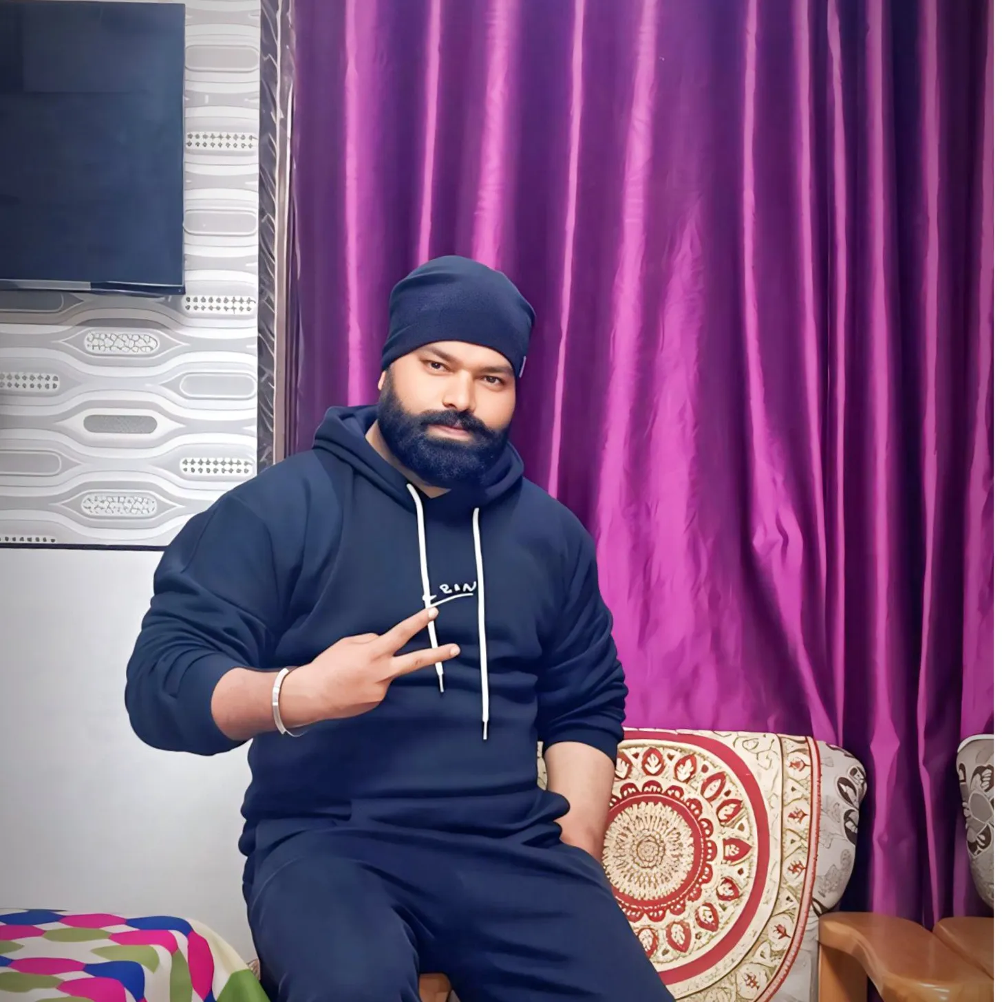 MrVarun Singhveera