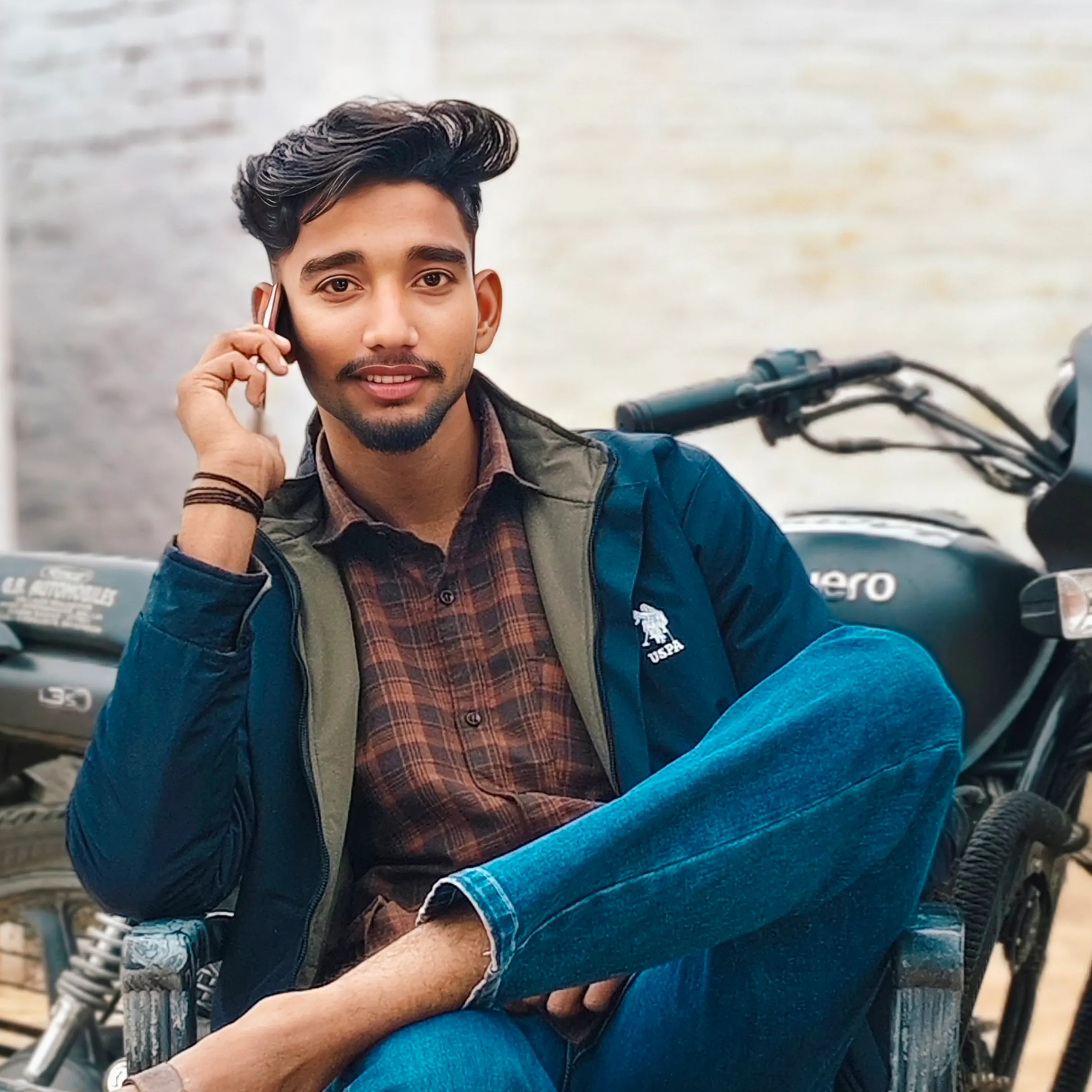 Niraj Niraj