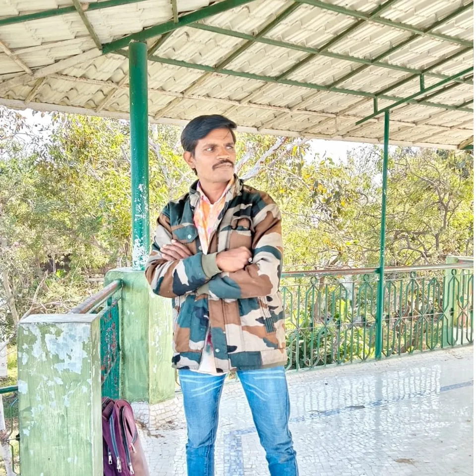 SOLANKI MAHESH