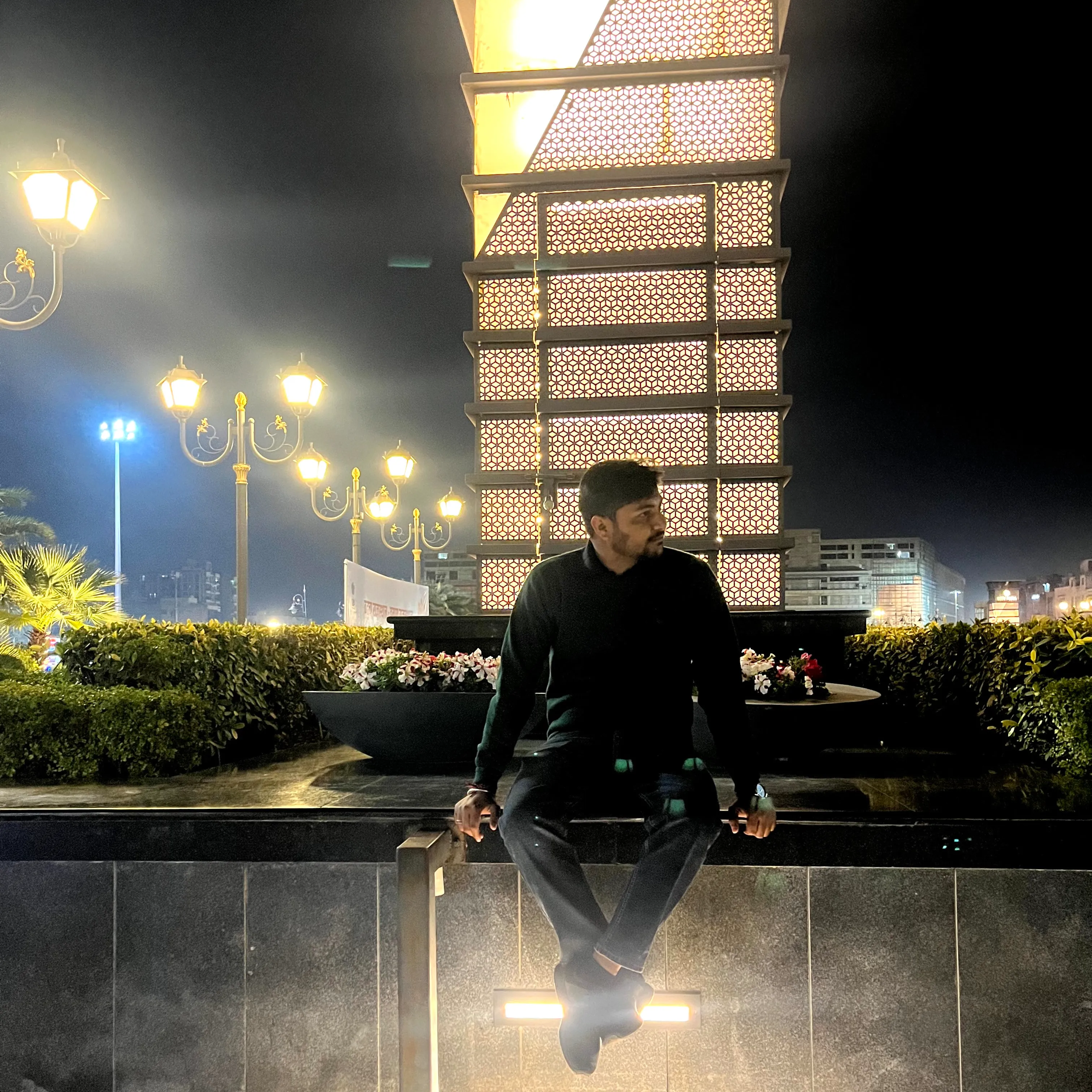 Mr. Dinu Tak Official