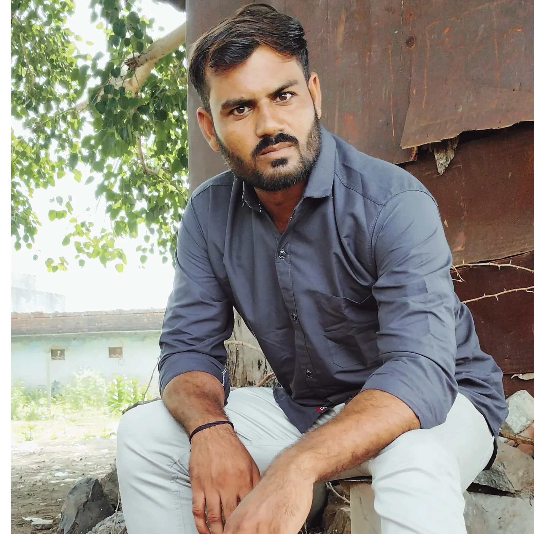 santosh vadhiya