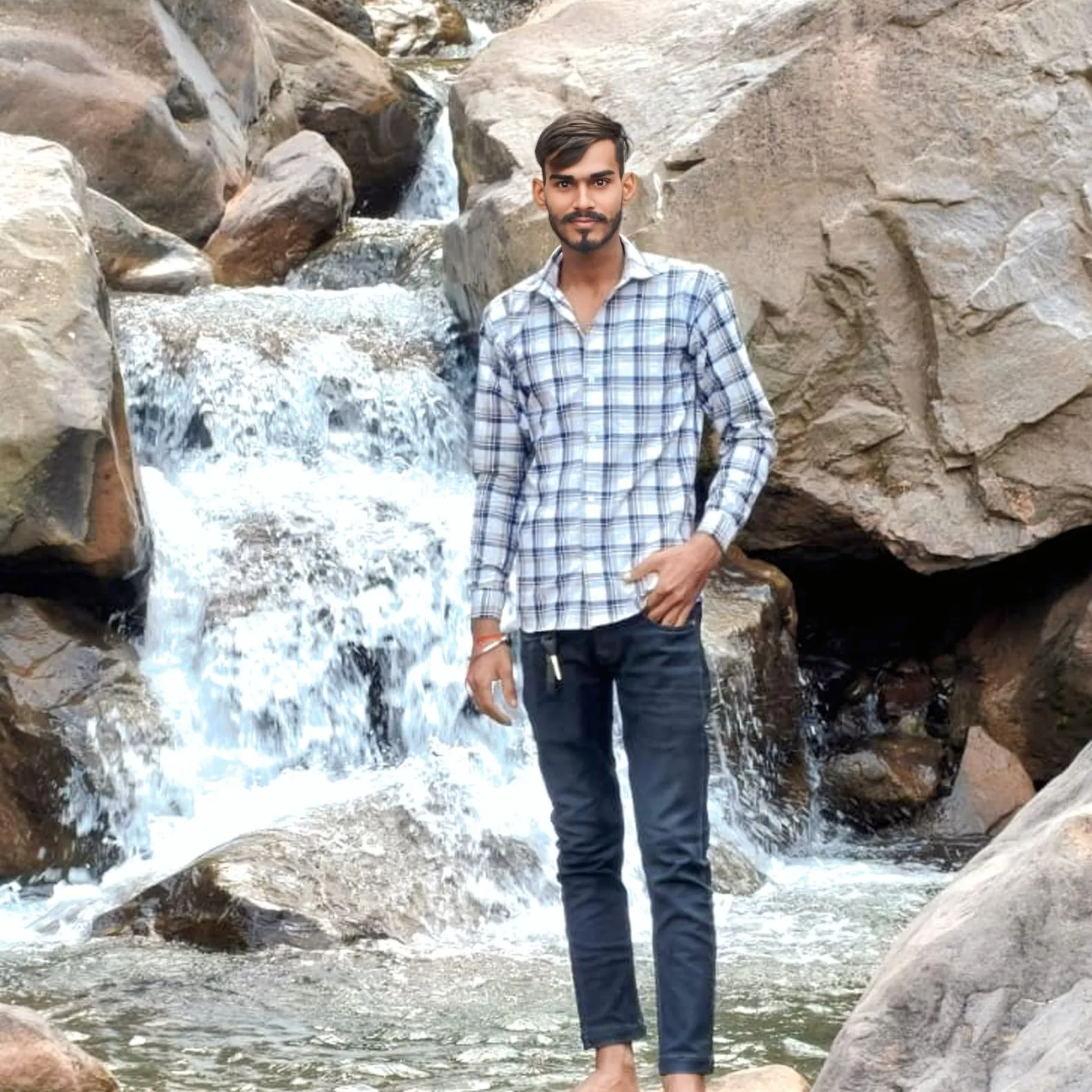 MrAMIT THAKUR