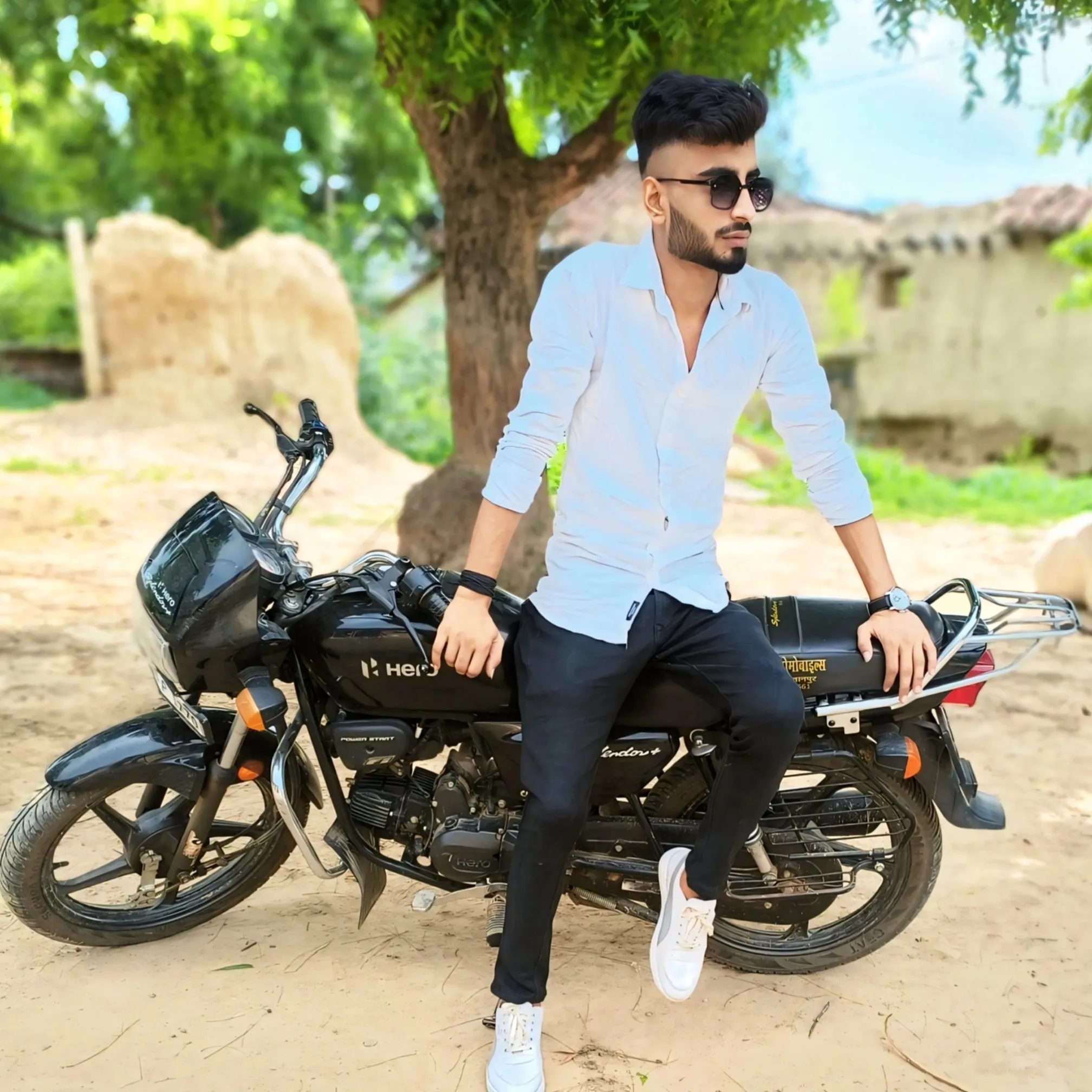 ठा ० आदित्य सिंह