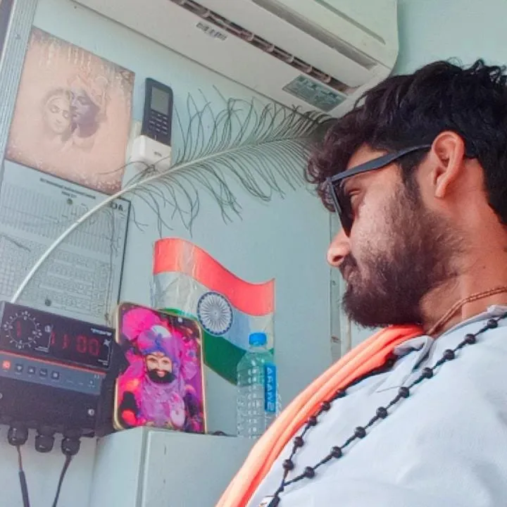 Akash 🚩 Sanatani