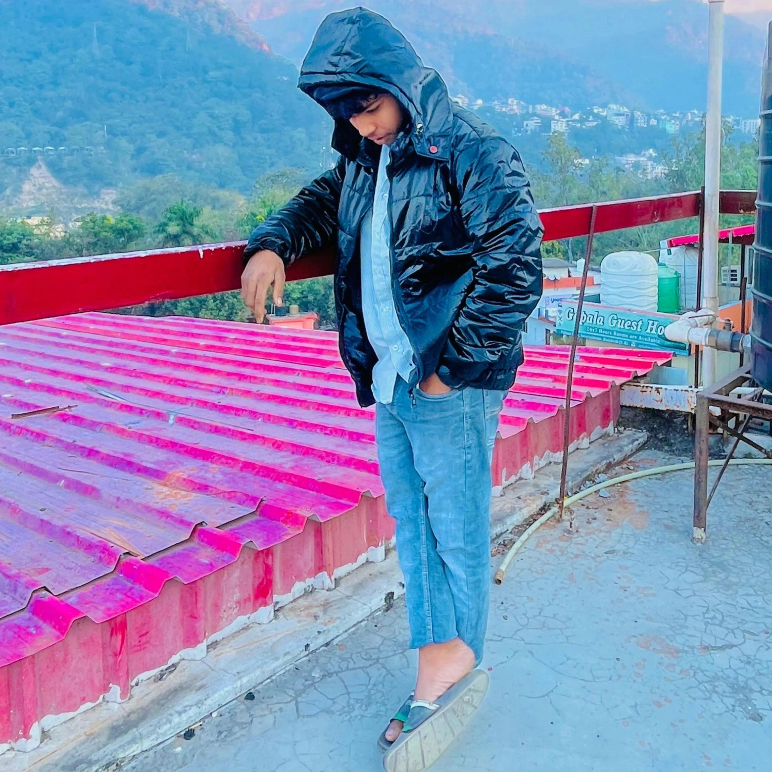 I_am_karan😘🎂Cake Murder On o7 October😉Cricket Lover😍💙Kattar Hindu💙🙈SinGle👱🙋Lifestyle Lover✌️💸money Lover💸Followed karan_x84