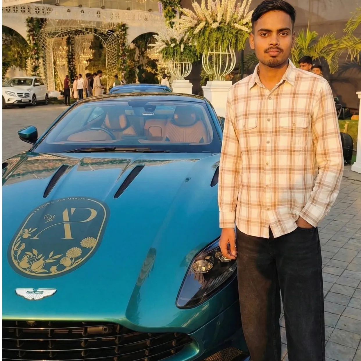 nikesh damor