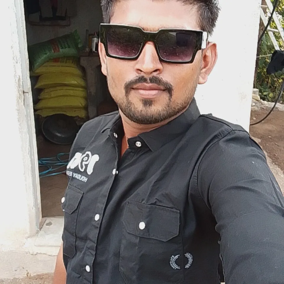 ધવલભાઇ ભીલ