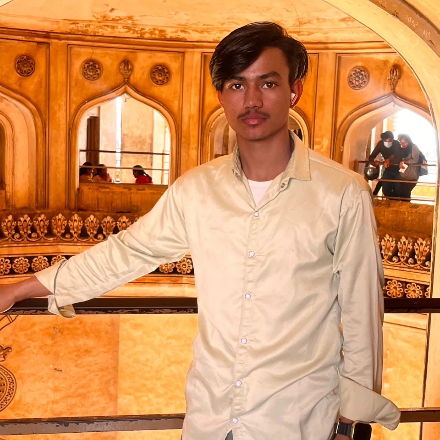 monish Qadri