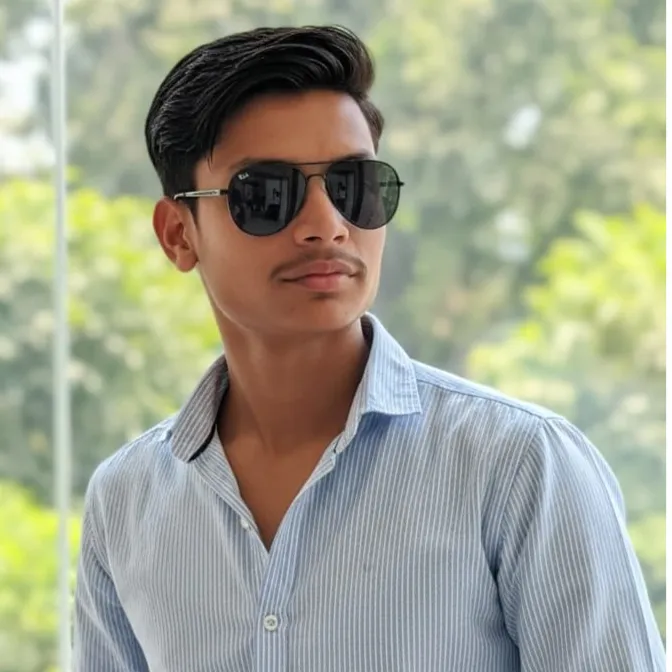 Akhtar Khan