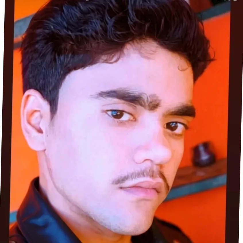 aslam Khan