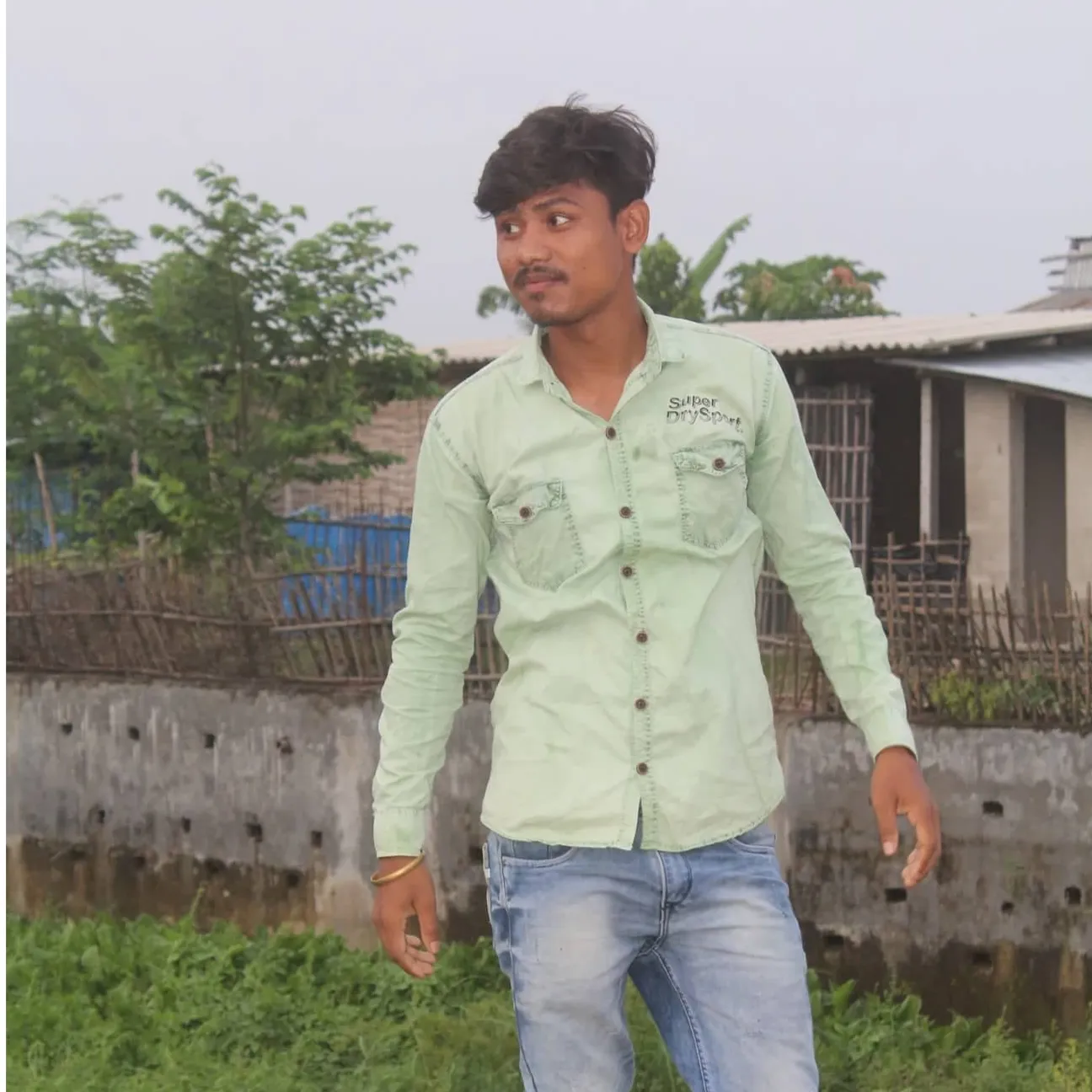 Pawan das