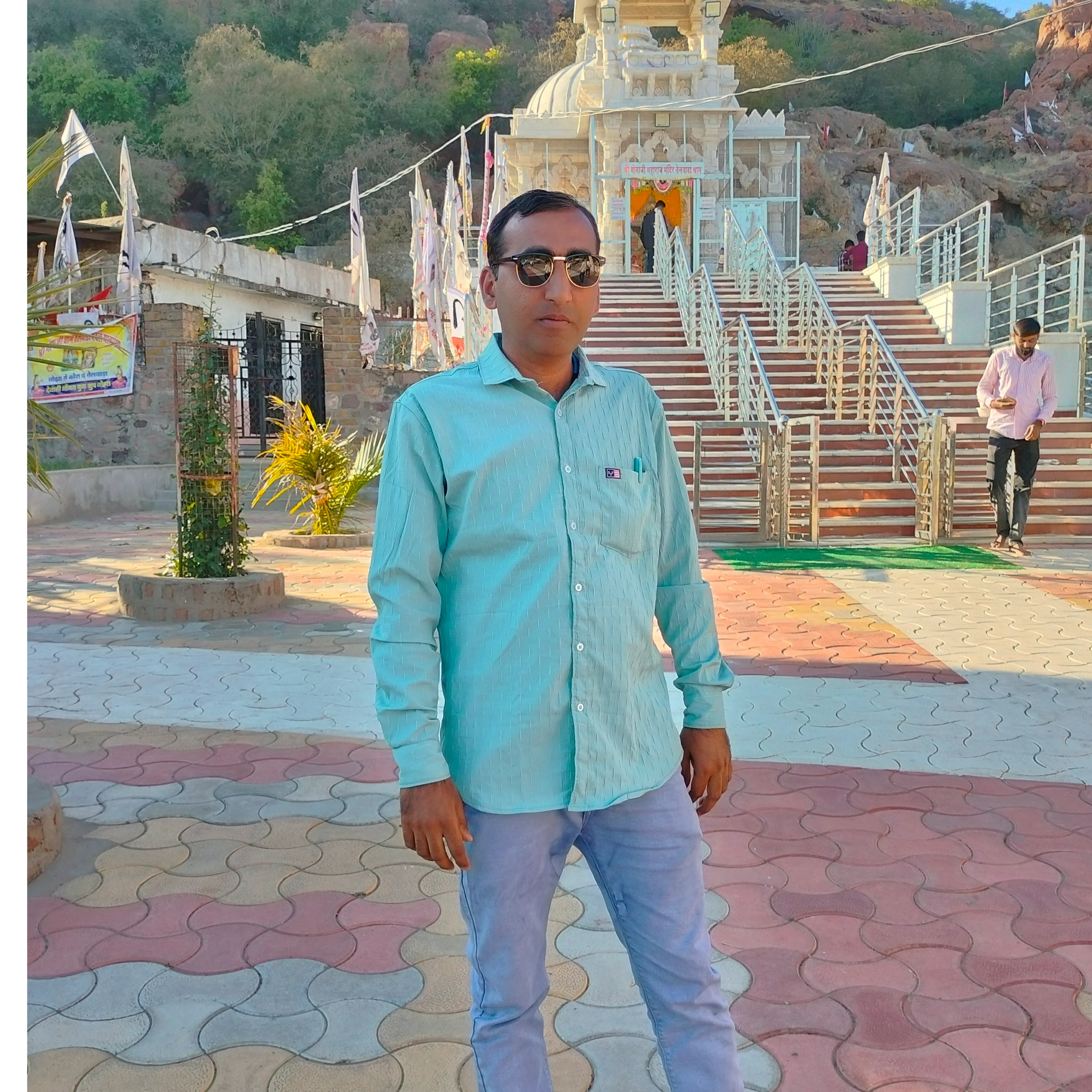 Ratan Suthar