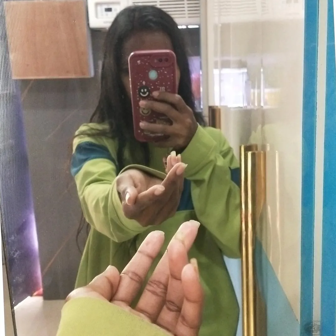 Madhuri Khila