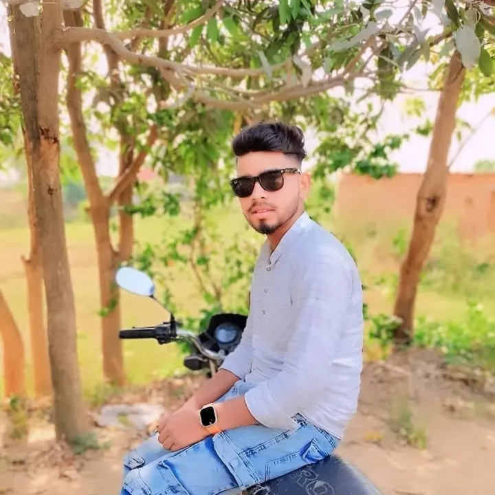 अजय गौतम
