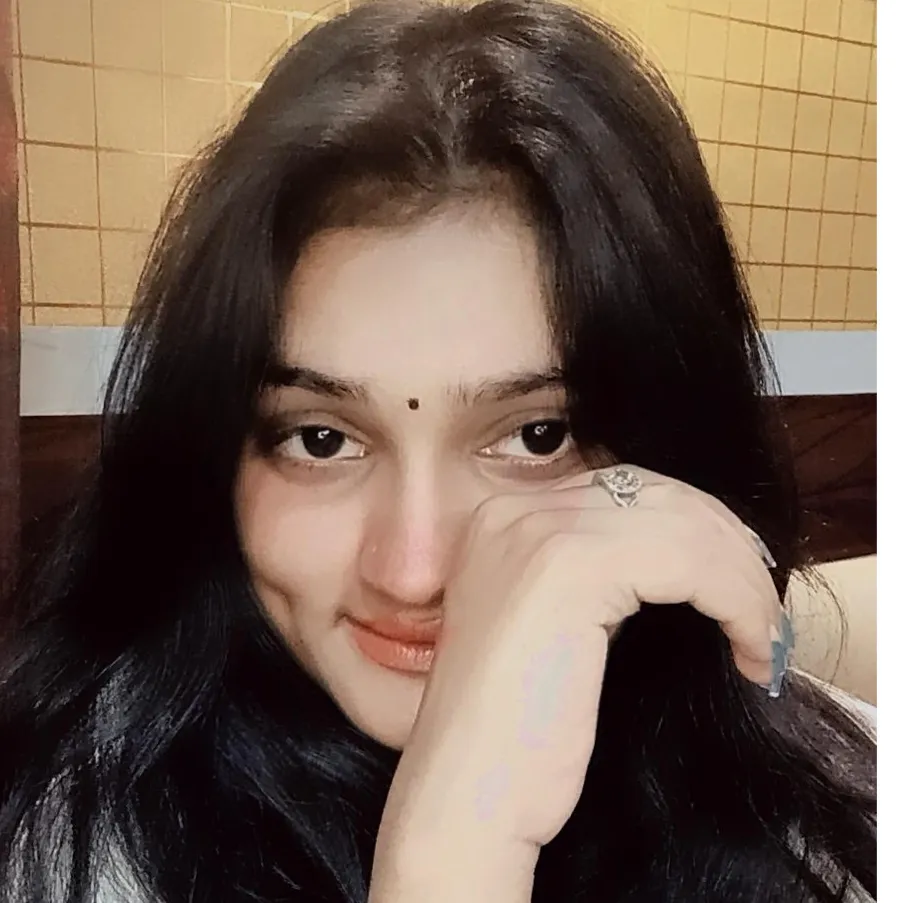 Divya Panday