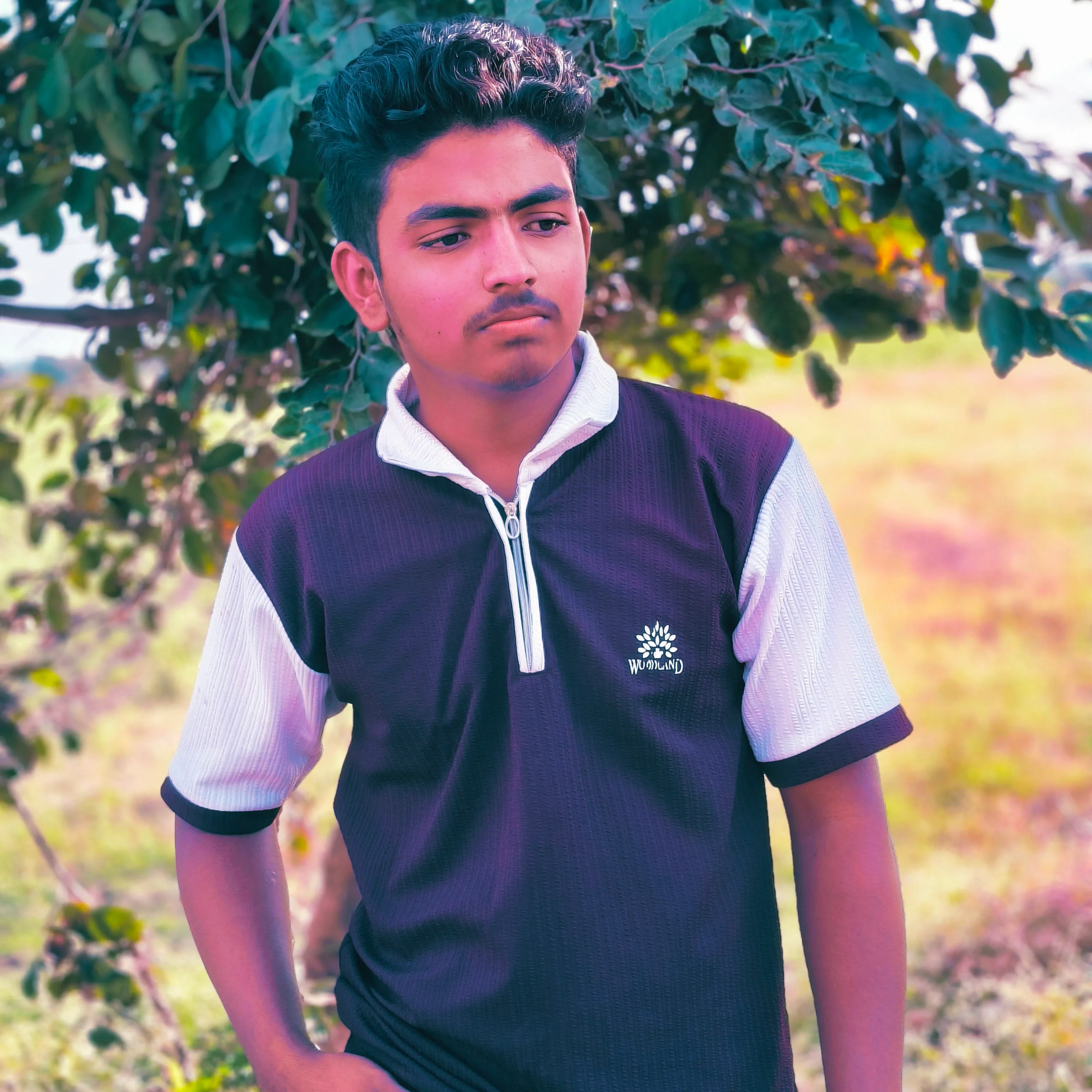 ezhan Izhan