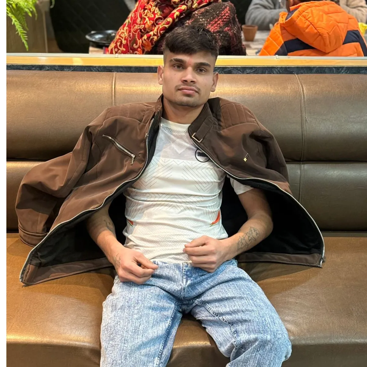 vinitt_bhai_3712 vinitt_bhai_3712