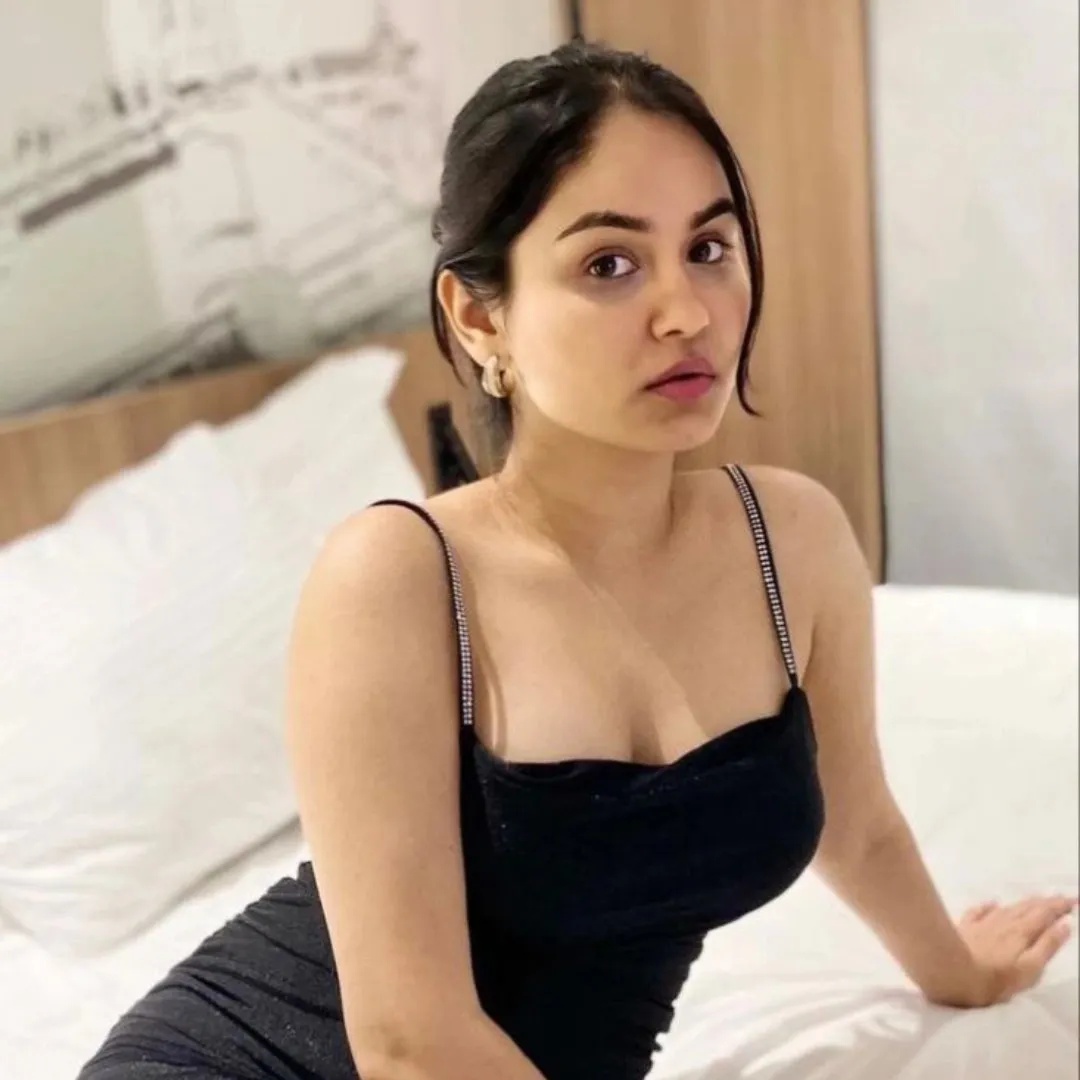 monik gupta