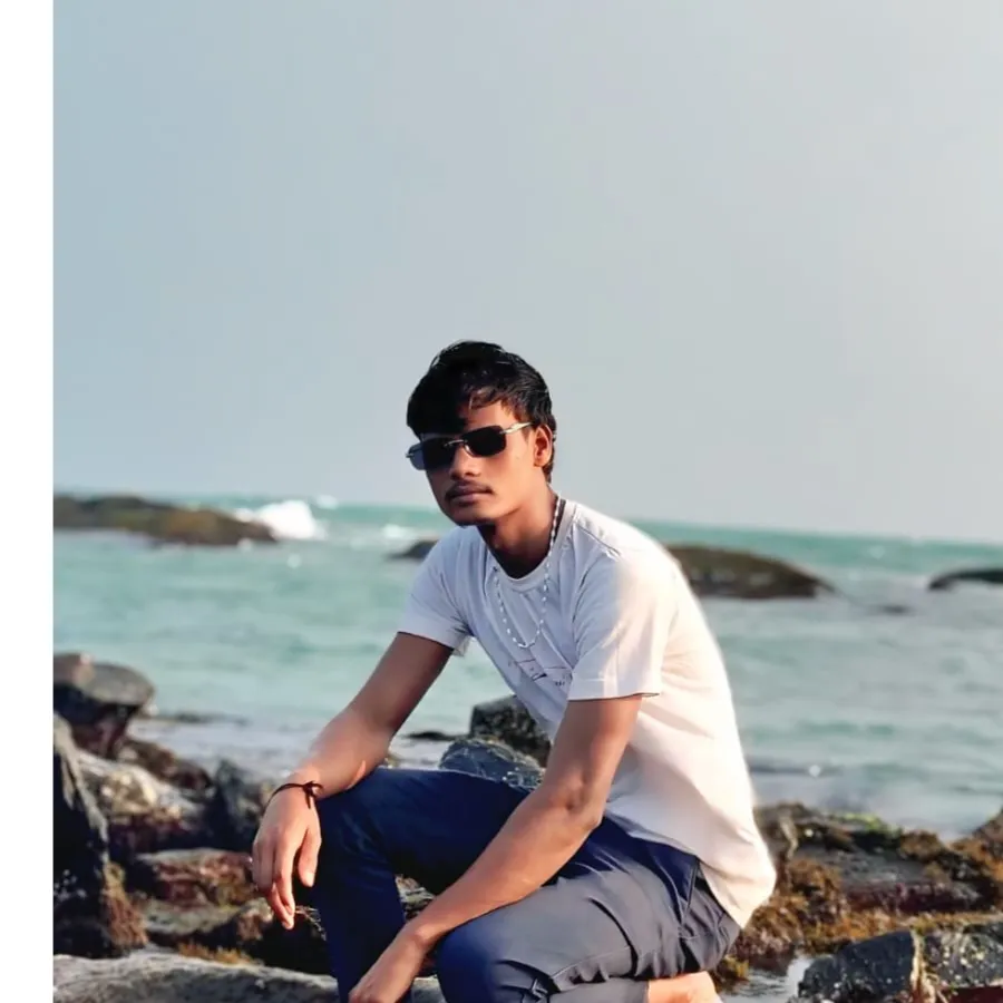 𝓚𝓲𝓷𝓰𓆩ℜäjꫝ𓆪ꪾ𝄟≛ Sahni