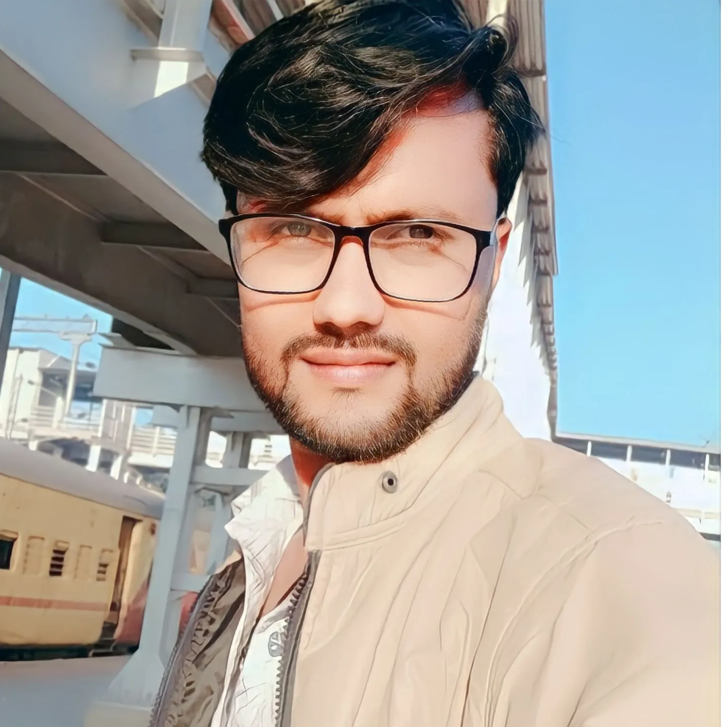 Makbool khan