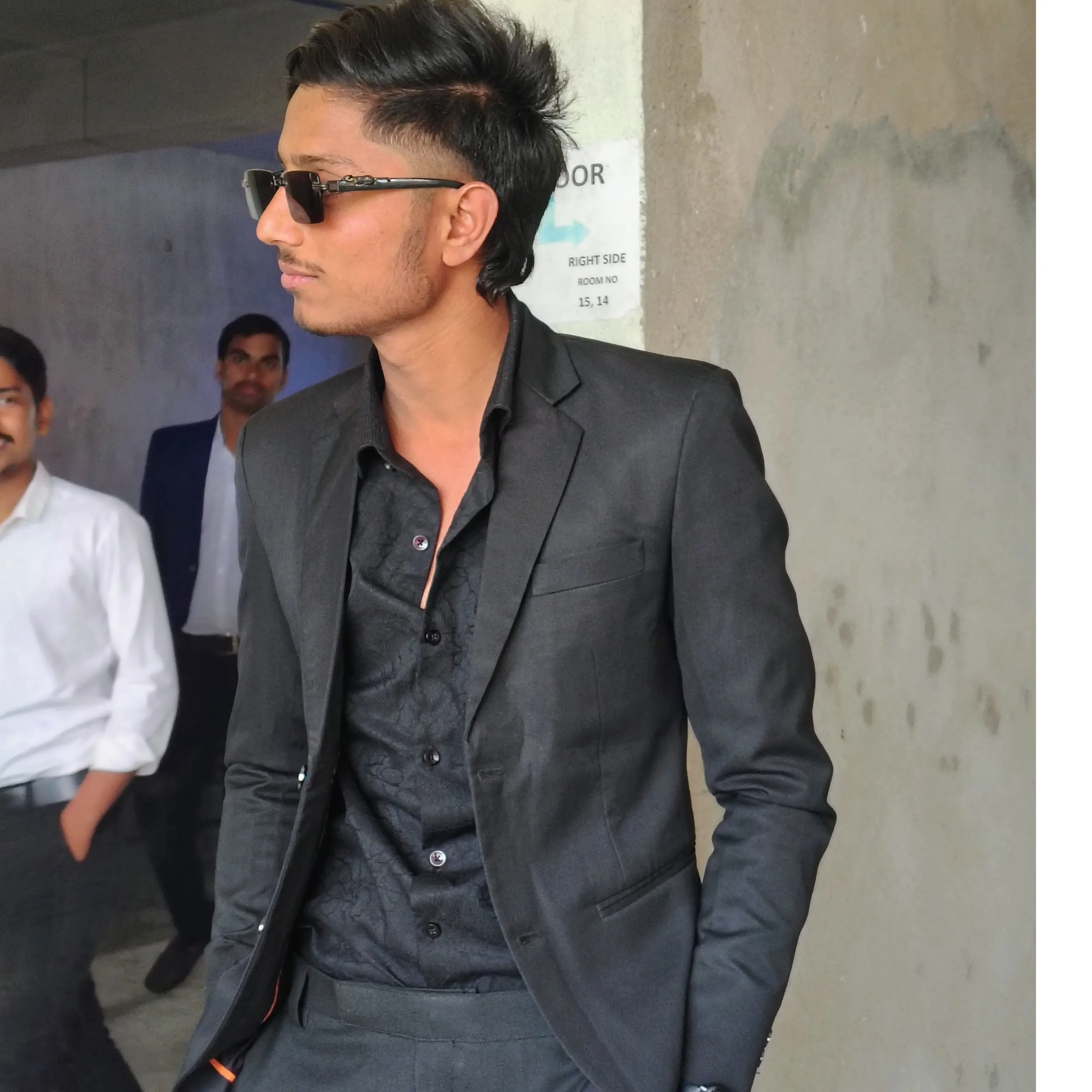 MANISH YADAV