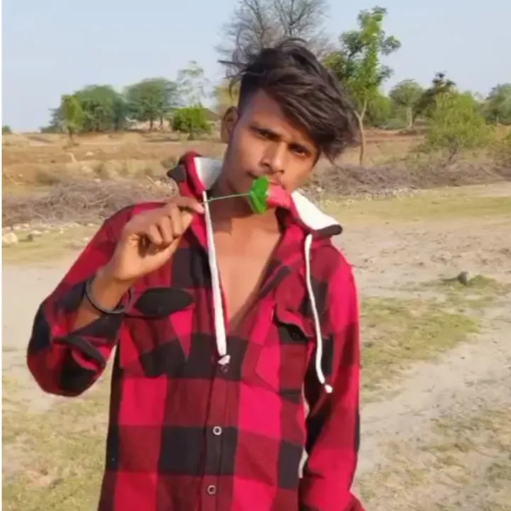 ROSHAN NINAMA
