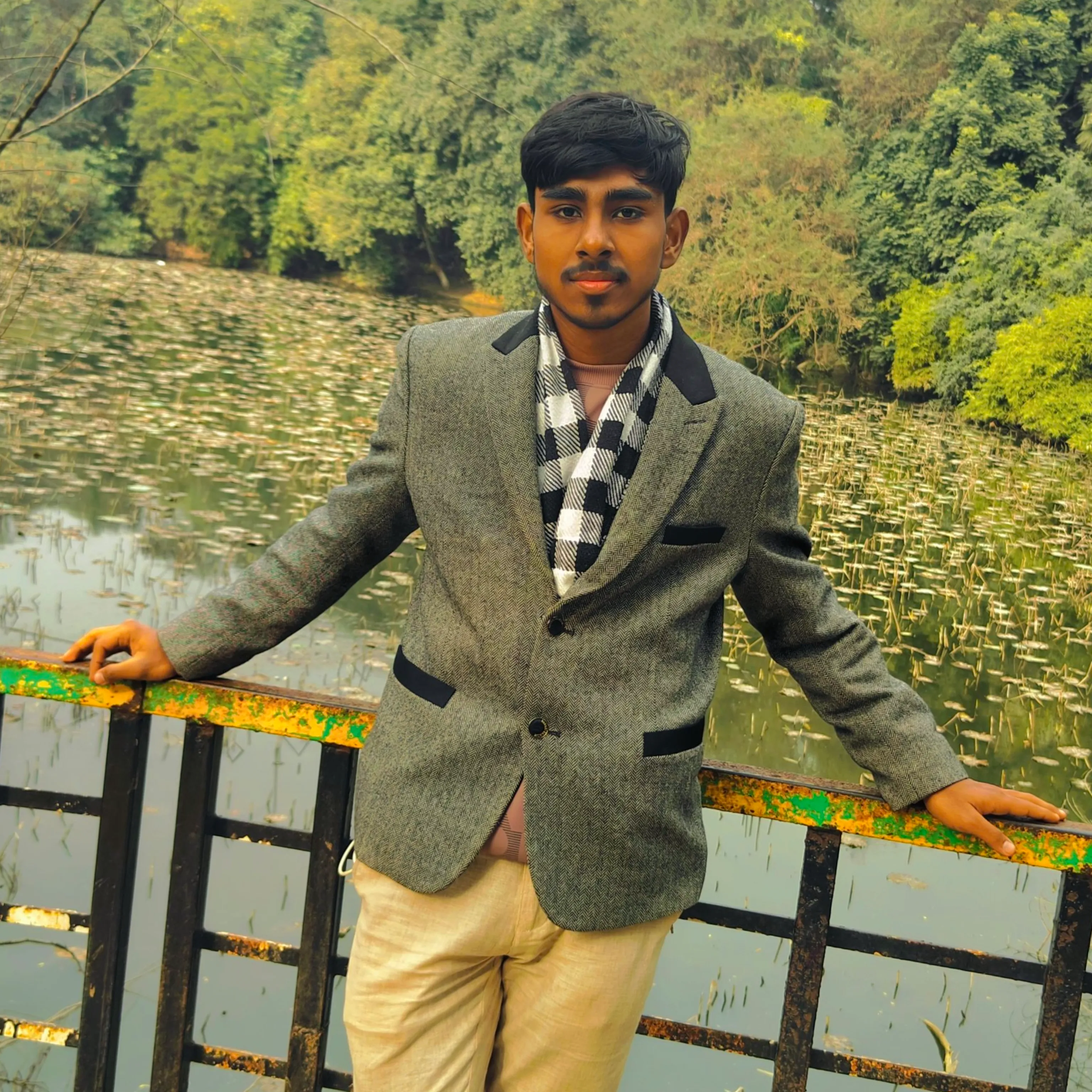 VARUN RAUNIYAR