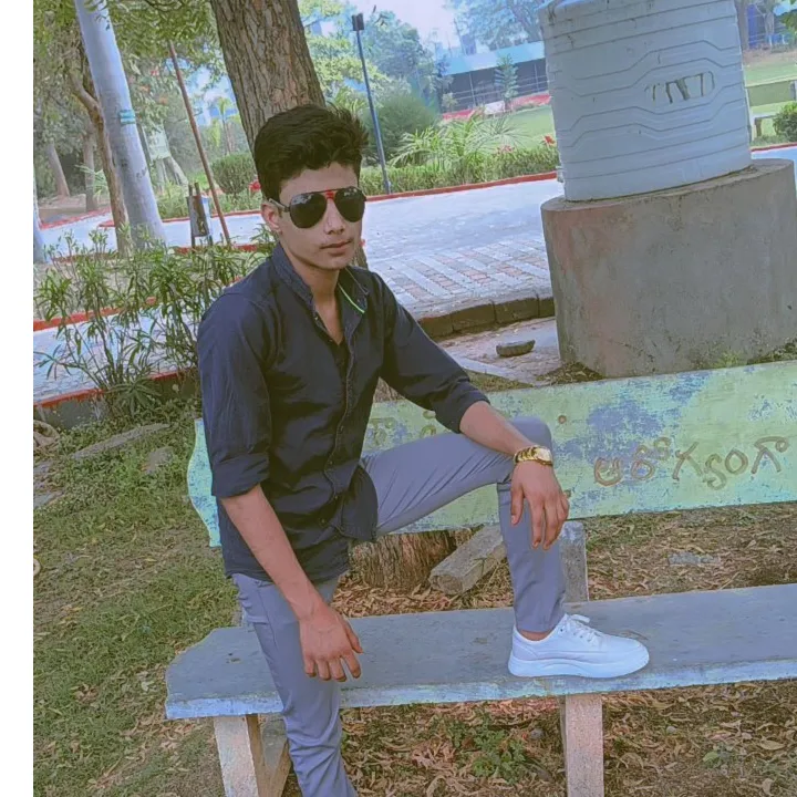 KAMAL.THAKUR7773 parmar