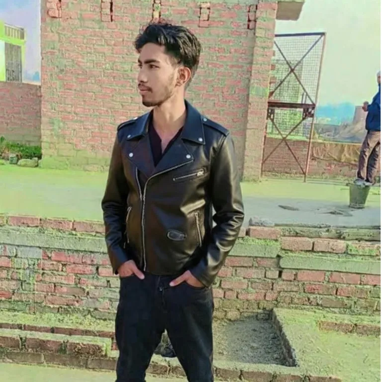 Kartik khatri82