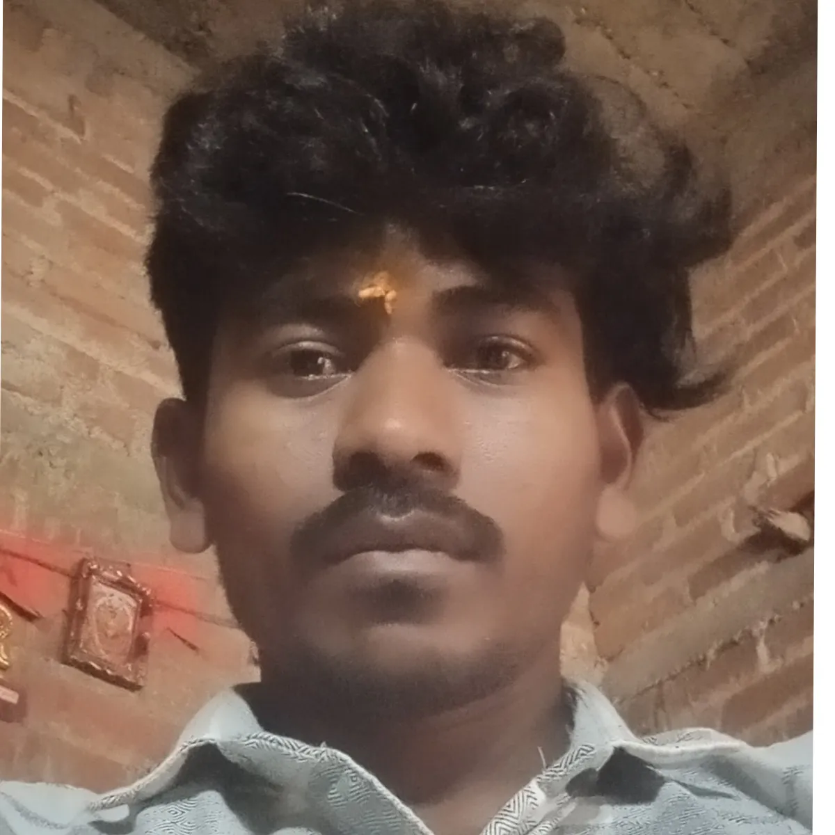 Jivendra Saket