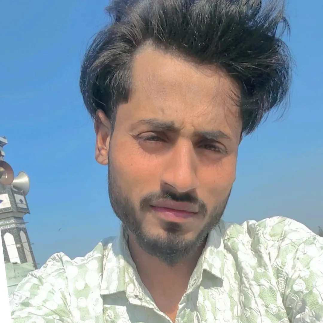 Zeeshan Khan