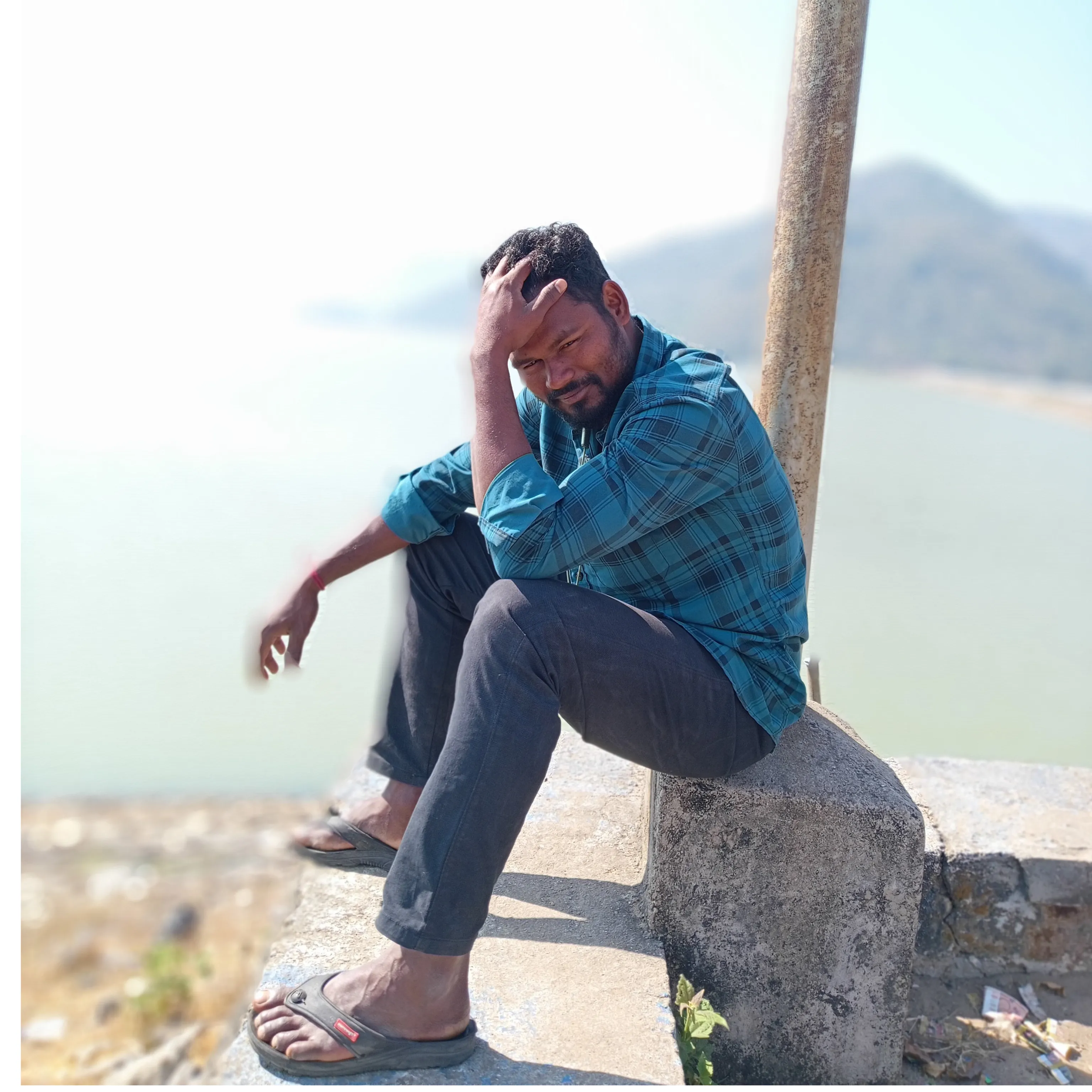 SMARTBOY SANTOSH