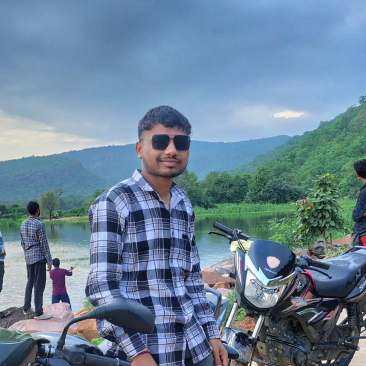 Roshan Mehra